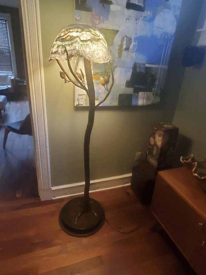 FREE STANDING LIGHT-FLUORITE LAMPSHADE-VILONA TREE BRANCH TEXTURE