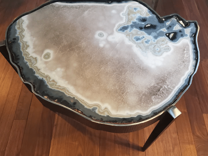 OVAL AGATE TABLE, ONE PIECE, PURPLE/BLUE/WHITE